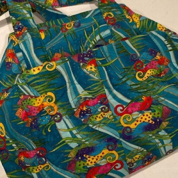 Women’s Hand Made Multicolor Seahorse Purse - Picture 3 of 12